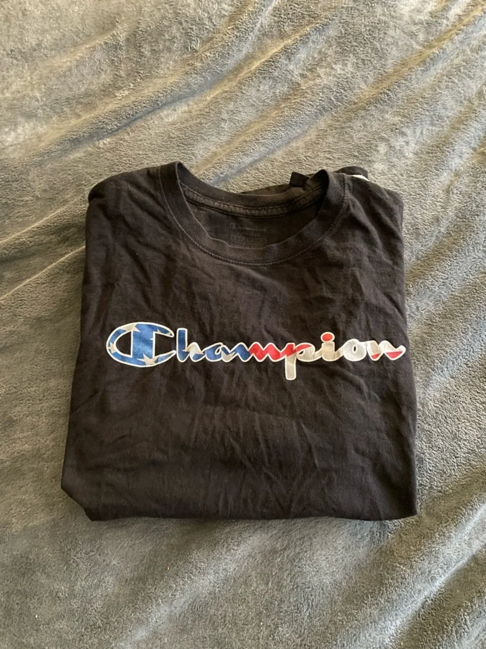Champion Mens Black T-Shirt with Multicolor Script Logo - Picture 3 of 4